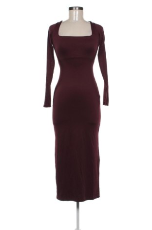 Sukienka Bershka, Rozmiar S, Kolor Czerwony, Cena 142,99 zł, #136878426
