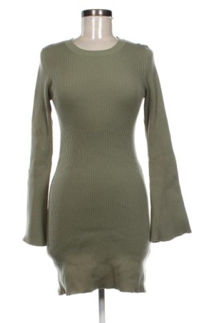 Rochie Stradivarius, Mărime L, Culoare Verde, Preț 167,99 Lei, #136879487