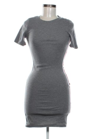 Рокля H&M, Размер XS, Цвят Сив, Цена 7,66 €, #136787844