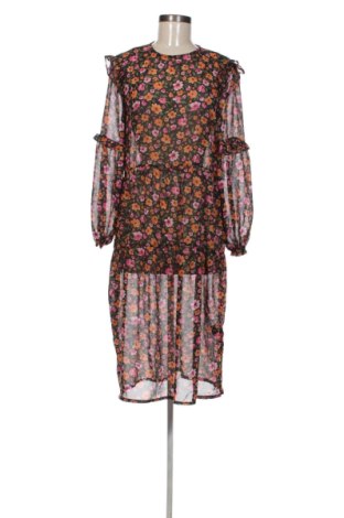 Рокля H&M Divided, Размер M, Цвят Многоцветен, Цена 17,89 €, #136821511