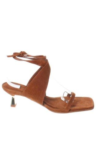 Sandale Zara, Mărime 42, Culoare Maro, Preț 205,99 Lei, #136826923
