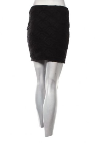 Пола Unbranded, Размер S, Цвят Черен, Цена 2,04 €