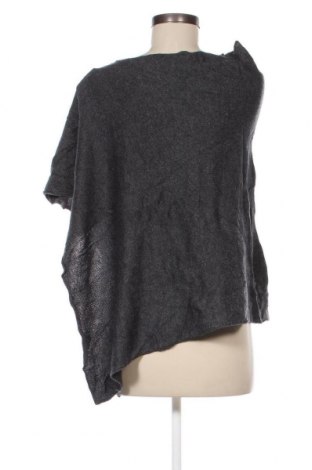 Poncsó Unbranded, Méret M, Szín Szürke, Ár 1 569 Ft