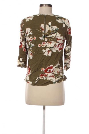 Γυναικεία μπλούζα ONLY, Μέγεθος S, Χρώμα Πολύχρωμο, Τιμή 1,99 €