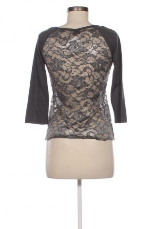 Dámská halenka ONLY, Velikost S, Barva Šedá, Cena  49,00 Kč