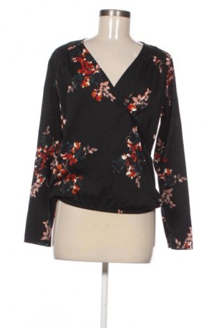 Dámská halenka Pieces, Velikost S, Barva Vícebarevné, Cena  329,00 Kč