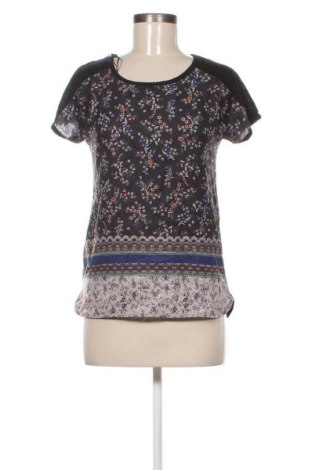 Дамска блуза Stradivarius, Размер S, Цвят Многоцветен, Цена 2,04 €