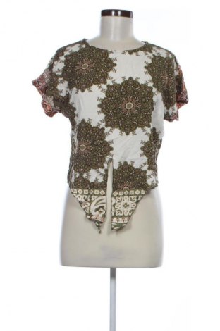 Дамска блуза Unbranded, Размер M, Цвят Многоцветен, Цена 2,04 €