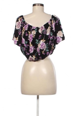 Дамска блуза Unbranded, Размер S, Цвят Многоцветен, Цена 2,04 €