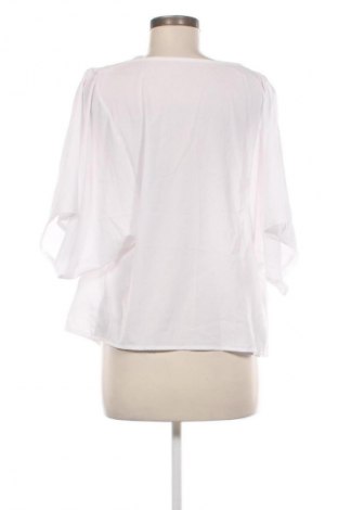 Дамска блуза Unbranded, Размер M, Цвят Бял, Цена 2,04 €