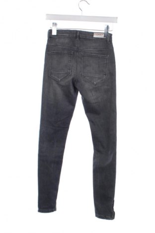 Női farmernadrág ONLY, Méret XS, Szín Szürke, Ár 2 399 Ft