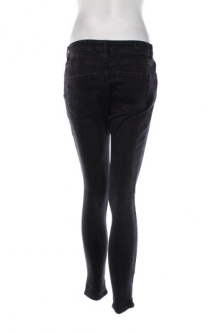 Dámske džínsy  ONLY, Veľkosť M, Farba Čierna, Cena  5,95 €