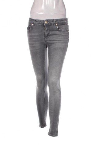Γυναικείο Τζίν Vero Moda, Μέγεθος S, Χρώμα Γκρί, Τιμή 5,99 €