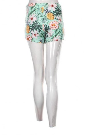 Дамски къс панталон Noracora, Размер S, Цвят Многоцветен, Цена 2,04 €