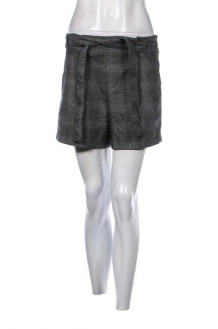 Дамски къс панталон Pull&Bear, Размер S, Цвят Многоцветен, Цена 2,04 €