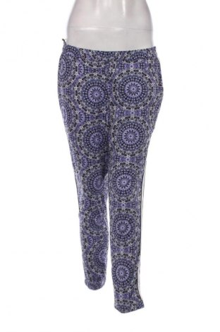 Γυναικείο παντελόνι Gina Tricot, Μέγεθος M, Χρώμα Πολύχρωμο, Τιμή 3,99 €