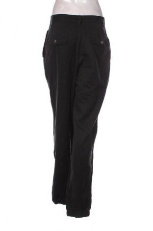 Pantaloni de femei Guido Maria Kretschmer, Mărime M, Culoare Negru, Preț 84,99 Lei