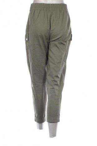 Дамски панталон River Island, Размер M, Цвят Зелен, Цена 10,22 €