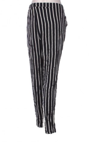 Dámské kalhoty  Unbranded, Velikost XL, Barva Vícebarevné, Cena  209,00 Kč