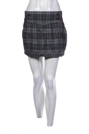 Пола Amisu, Размер L, Цвят Многоцветен, Цена 2,04 €