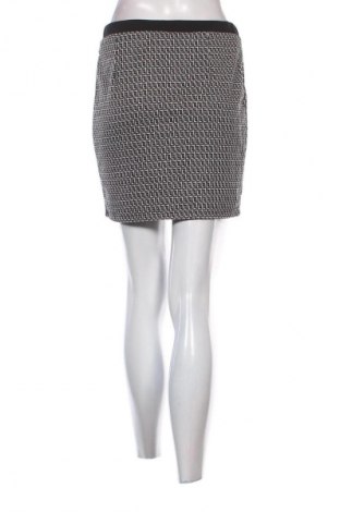 Пола Amisu, Размер M, Цвят Многоцветен, Цена 2,55 €