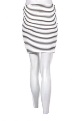 Пола Atmosphere, Размер M, Цвят Многоцветен, Цена 2,04 €