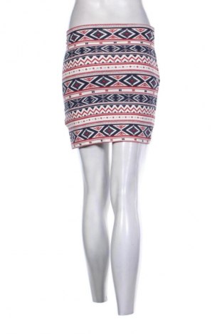 Пола Calliope, Размер S, Цвят Многоцветен, Цена 2,04 €