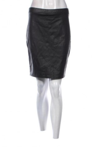 Пола Celestino, Размер M, Цвят Черен, Цена 2,04 €