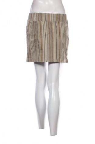 Пола Clockhouse, Размер M, Цвят Многоцветен, Цена 2,04 €