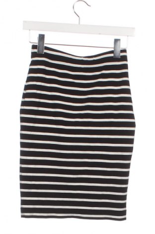 Пола Daphne, Размер XS, Цвят Многоцветен, Цена 2,04 €