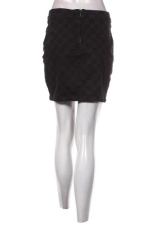 Пола Fb Sister, Размер M, Цвят Многоцветен, Цена 2,04 €