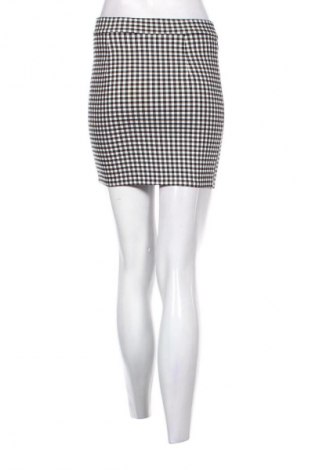 Пола Fb Sister, Размер S, Цвят Многоцветен, Цена 2,04 €