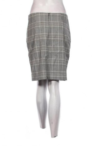 Пола H&M, Размер M, Цвят Многоцветен, Цена 2,04 €