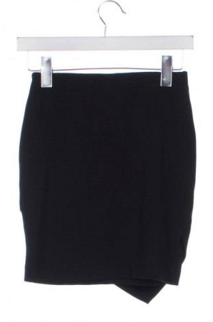 Пола H&M, Размер XS, Цвят Черен, Цена 2,04 €