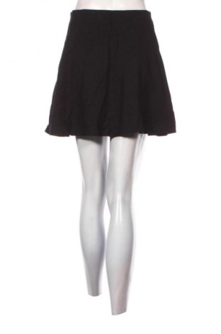 Пола H&M, Размер S, Цвят Черен, Цена 2,04 €