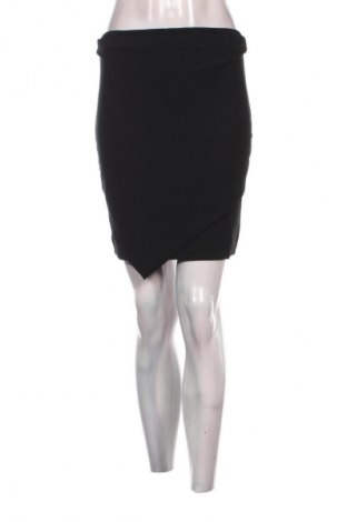 Пола H&M, Размер S, Цвят Черен, Цена 2,04 €