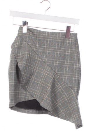 Пола H&M, Размер XXS, Цвят Многоцветен, Цена 2,04 €