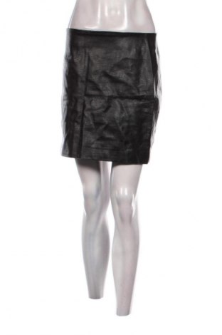 Пола H&M Divided, Размер M, Цвят Черен, Цена 2,04 €