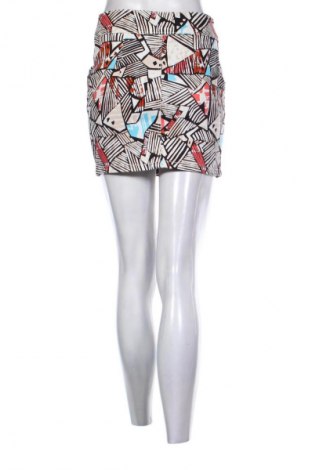 Пола H&M Divided, Размер S, Цвят Многоцветен, Цена 2,04 €