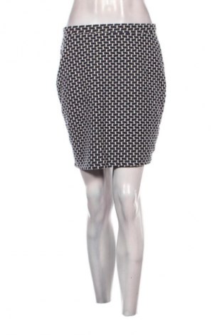 Пола Hema, Размер M, Цвят Многоцветен, Цена 2,04 €