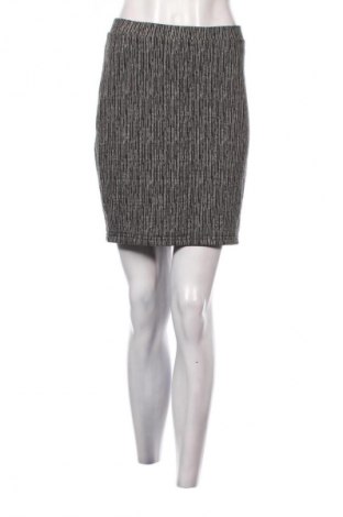 Пола Hema, Размер M, Цвят Многоцветен, Цена 2,04 €