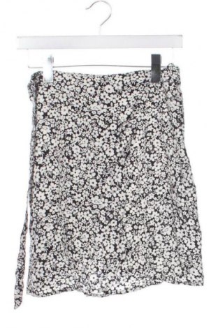 Пола New Look, Размер XS, Цвят Многоцветен, Цена 2,04 €