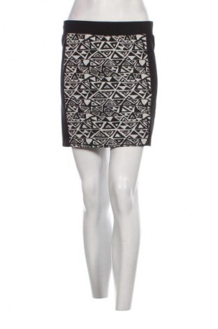 Пола ONLY, Размер M, Цвят Многоцветен, Цена 2,04 €