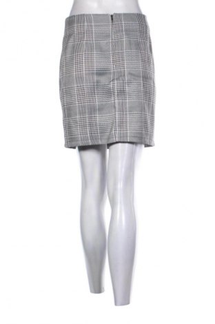 Пола Parisian, Размер M, Цвят Многоцветен, Цена 2,04 €