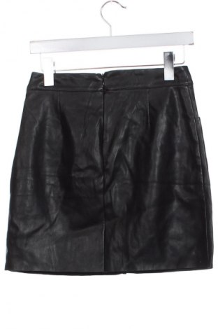 Пола Pieces, Размер XS, Цвят Черен, Цена 2,04 €