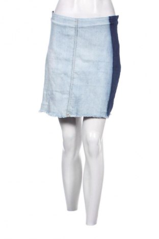 Sukňa Pretty Little Thing, Veľkosť M, Farba Modrá, Cena  1,95 €