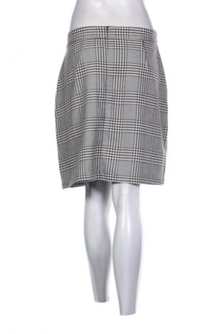 Пола Reserved, Размер L, Цвят Многоцветен, Цена 2,04 €