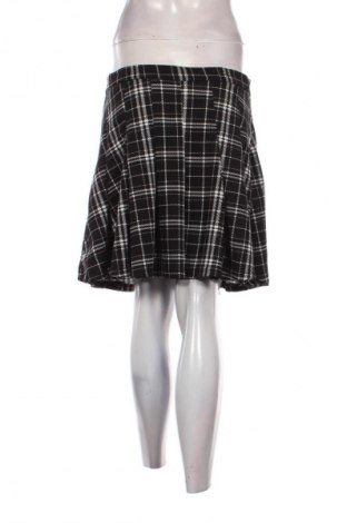 Пола SHEIN, Размер XL, Цвят Многоцветен, Цена 2,04 €