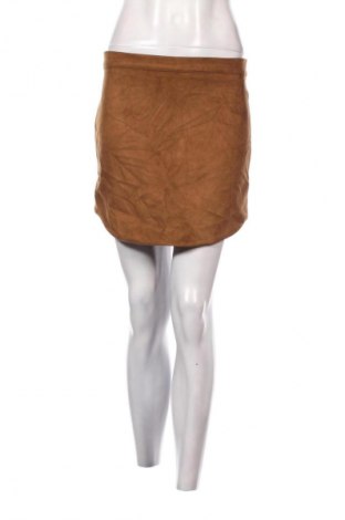 Пола Stradivarius, Размер S, Цвят Златист, Цена 2,04 €