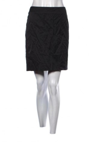 Пола Turnover, Размер M, Цвят Черен, Цена 2,04 €